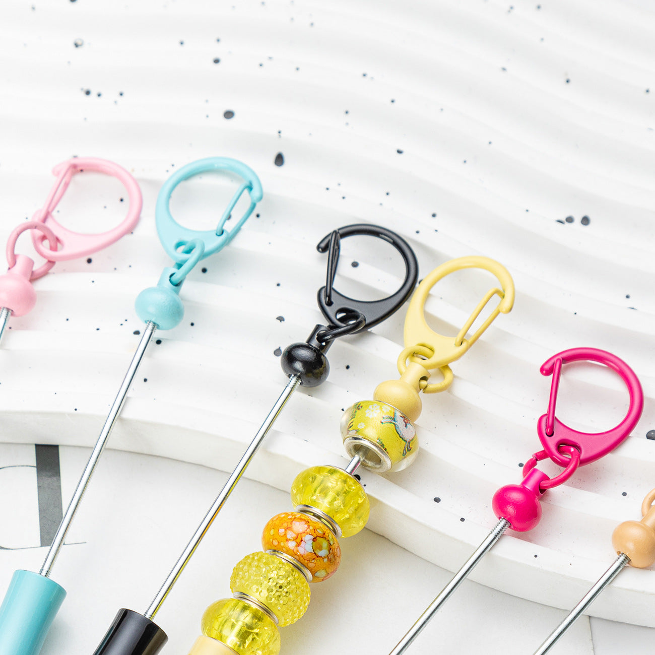 Spot DIY beaded letter opener multi-functional metal paper cutter keychain outdoor portable letter opener wholesale