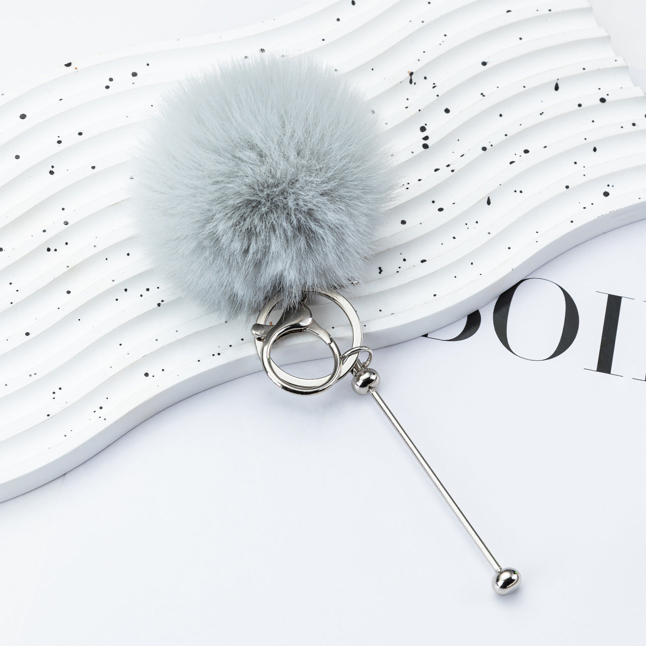 DIY beaded hairball keychain creative personalized bag pendant keychain plush pendant key pendant