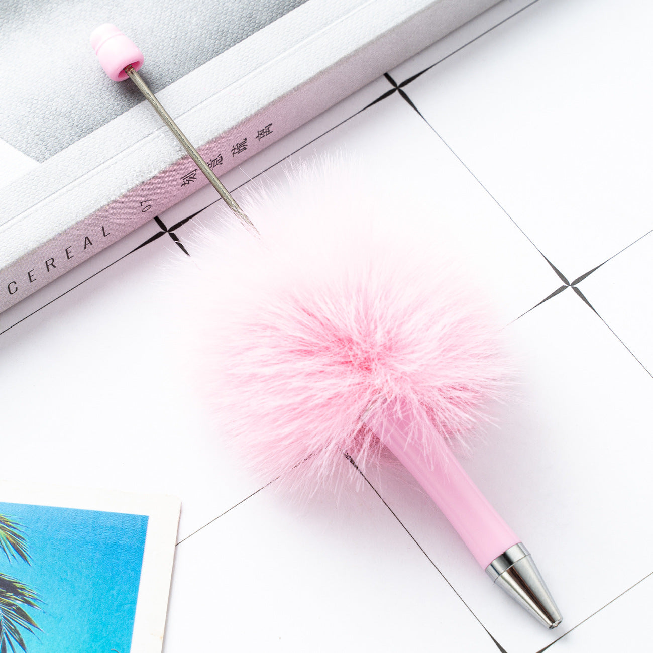 Cross-border plastic plush bead pen creative handmade DIY ballpoint pen new cartoon hairball bead pen wholesale