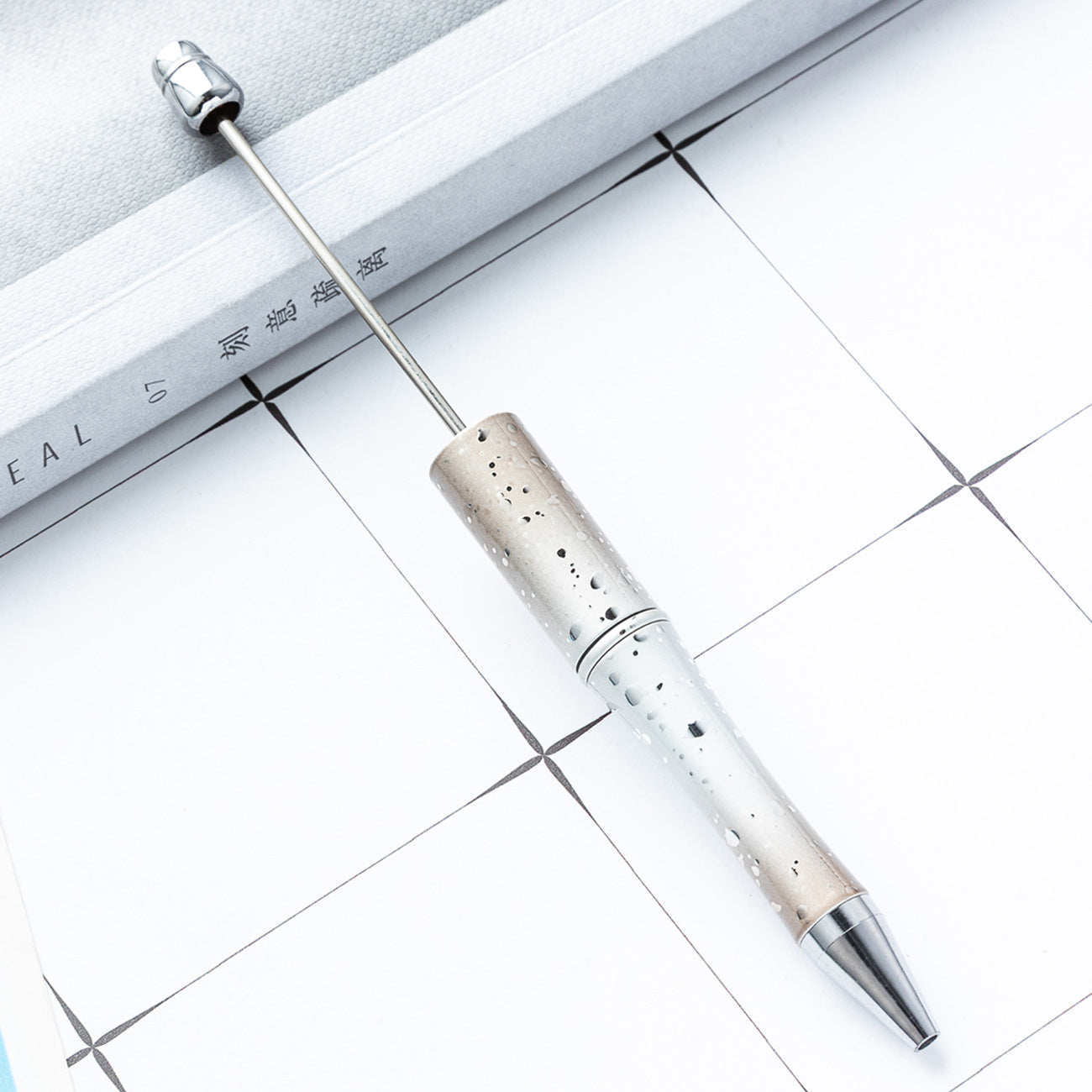 New DIY starry sky bead pen UV electroplating beaded ballpoint pen starry sky sequins gradual change bead pen manufacturers wholesale