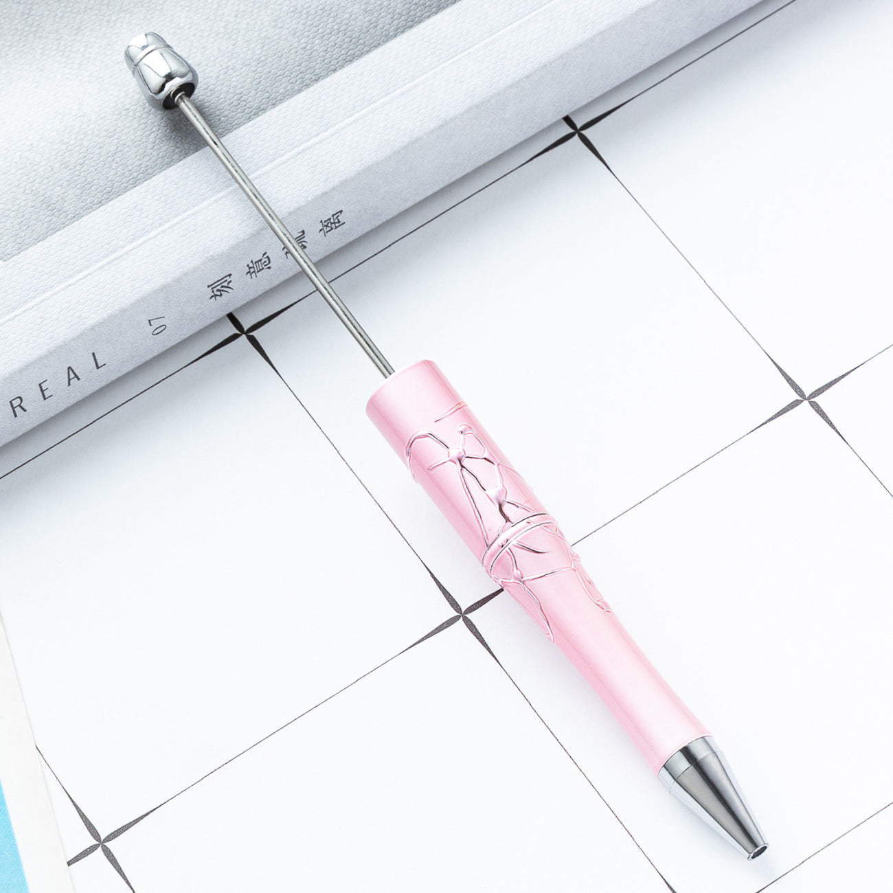 Bead pen, spot wholesale DIY creative relief UV beaded ballpoint pen gilt spot swirling plastic ballpoint pen