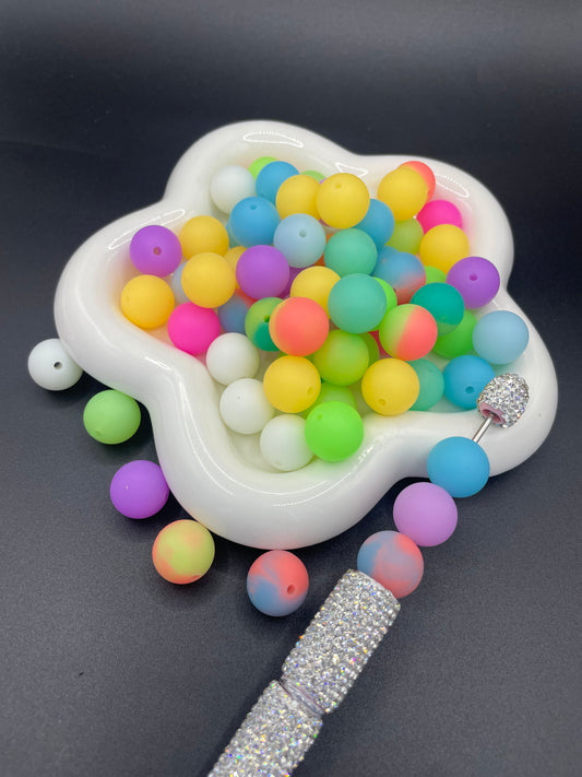 Various colors randomly mixed silicone beads 15mm