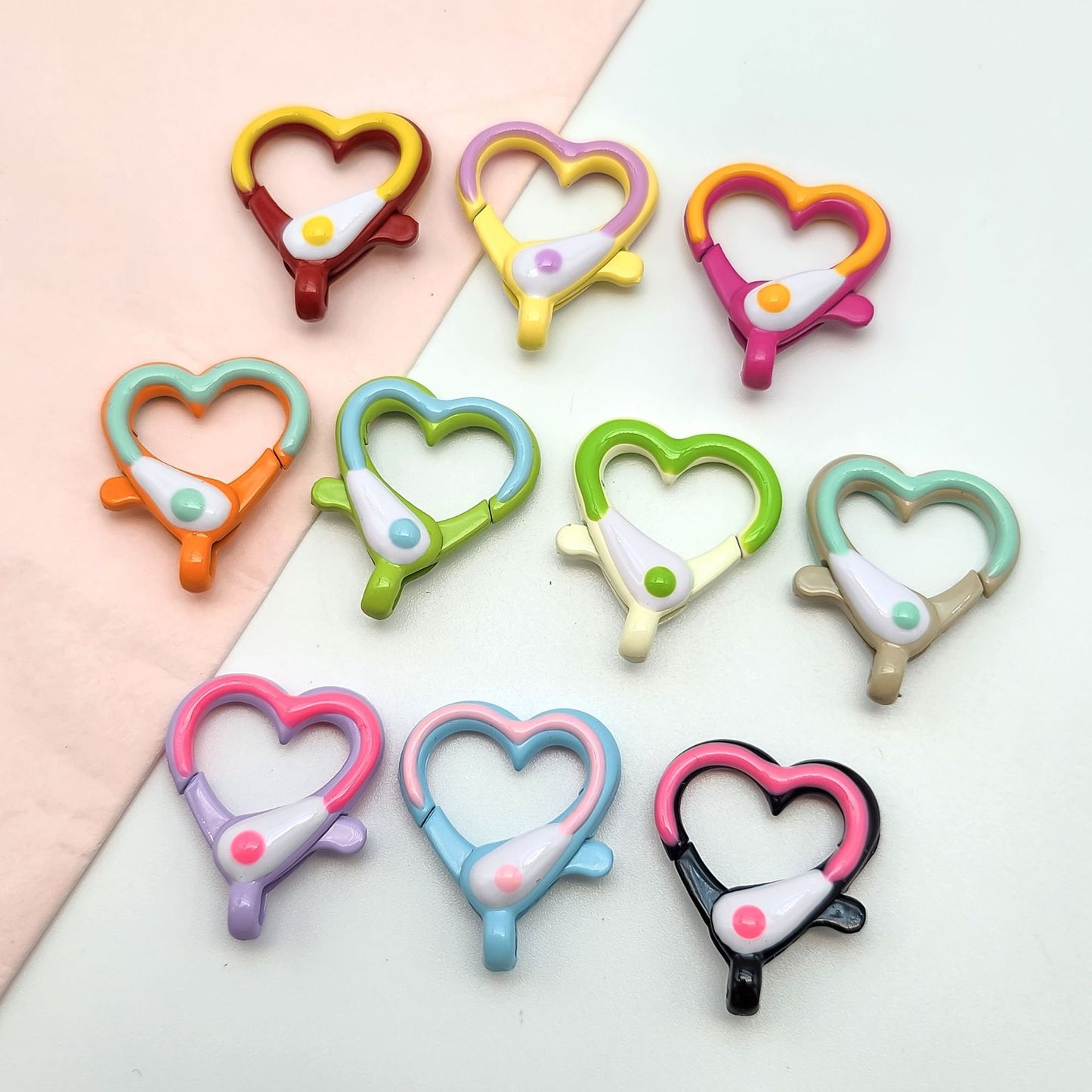 Painted Small Peach Heart Lobster Buckle Personalized Cute Pendant DIY Doll Buckle Bag Keychain Accessories Random Mix
