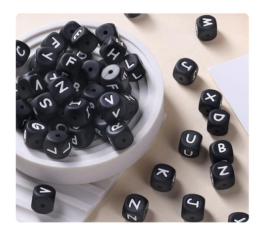 12 Mm White Text on Black Background European and American English Alphabet Silicone Beads DIY Beaded Jewelry Bracelets Necklaces Food Grade Silicone Alphabet Beads Wholesale