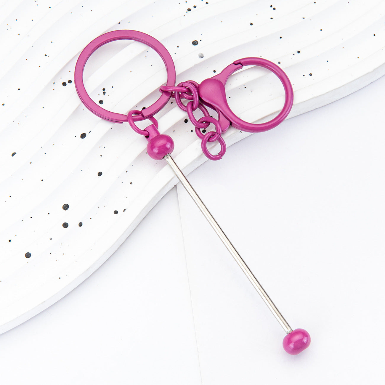 New metal keychain DIY handmade beaded accessories keychain, personalized and creative bag pendant keychain