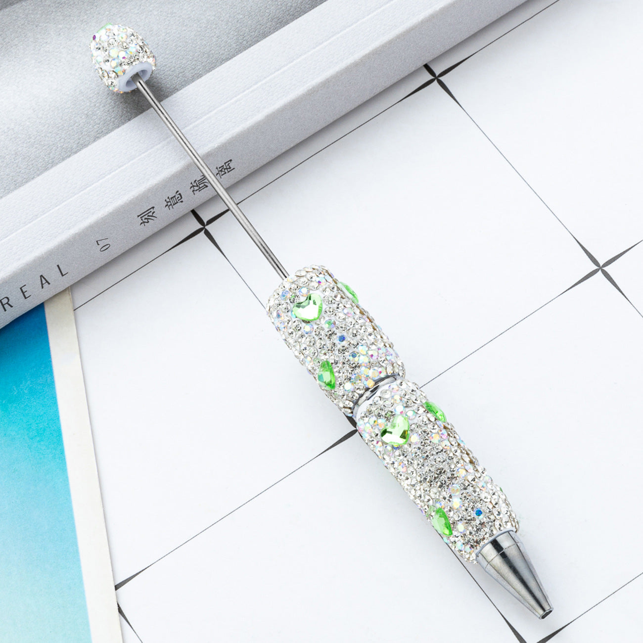 Cross-border love bead pen DIY heavy industry diamond-encrusted bead pen hand-pasted full diamond bead ballpoint pen plastic pen