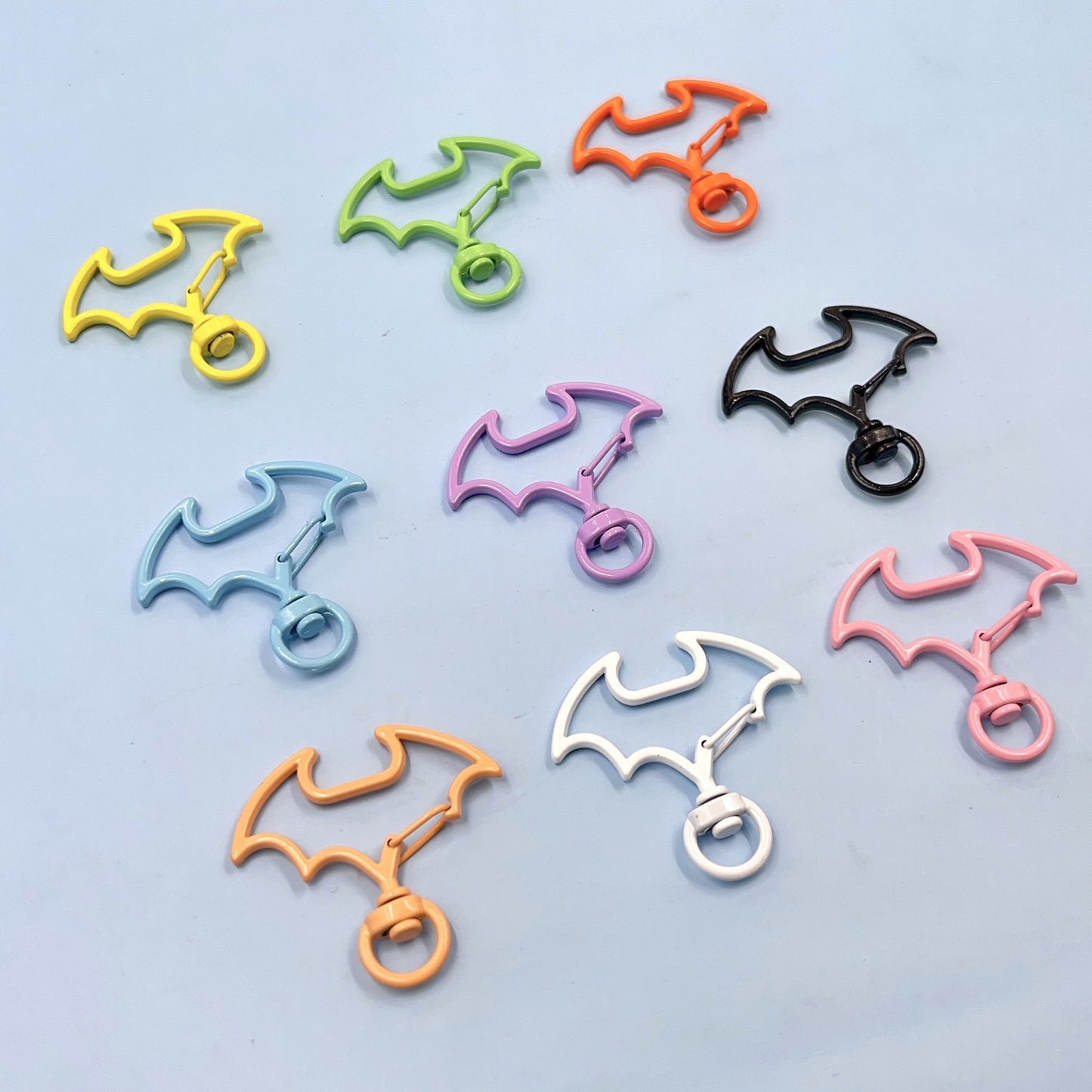39.5 * 40mm Color Bat Paint Keychain Lobster Buckle Dog Buckle, Spray Paint DIY Handmade Pendant Jewelry Buckle Jewelry Accessories