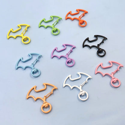 39.5 * 40mm Color Bat Paint Keychain Lobster Buckle Dog Buckle, Spray Paint DIY Handmade Pendant Jewelry Buckle Jewelry Accessories