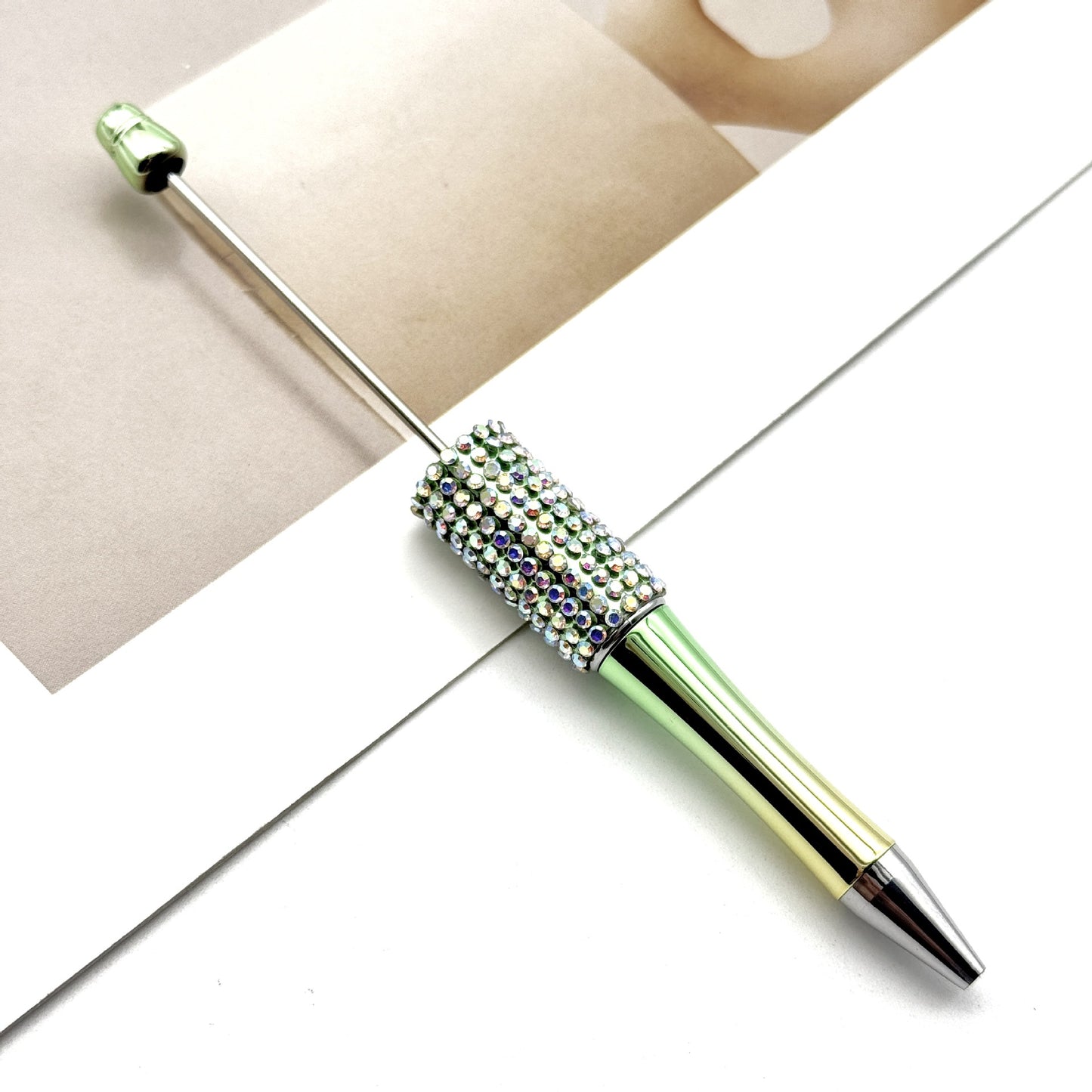 UV electroplated colored diamond bead pen DIY multi-color diamond beaded ballpoint pen handmade rhinestone gift pen manufacturer wholesale