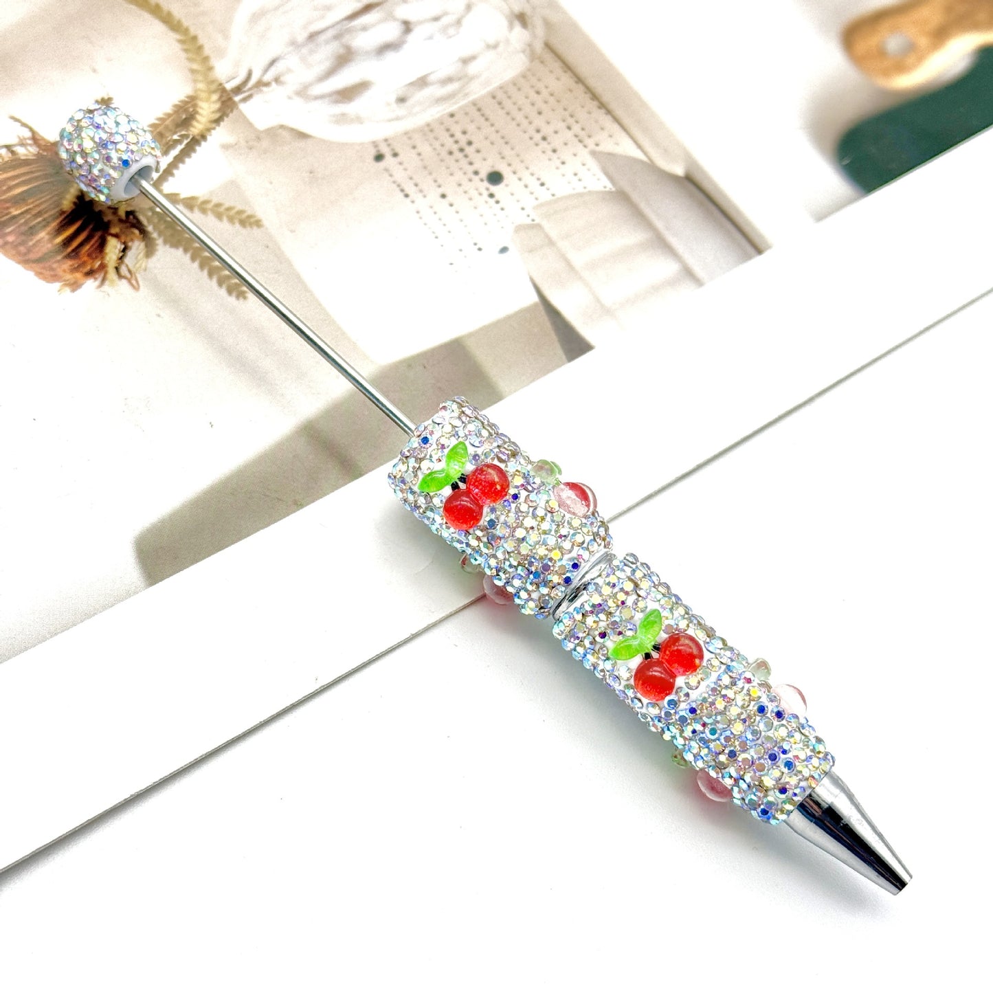 DIY Mengqu fruit full diamond bead pen, creative cute fruit and vegetable theme cute grain pen, heavy industry full diamond pen