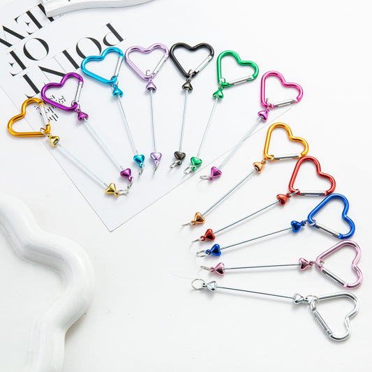 Creative DIY beaded love mountaineering buckle metal hook key buckle backpack jewelry mountaineering buckle spot wholesale