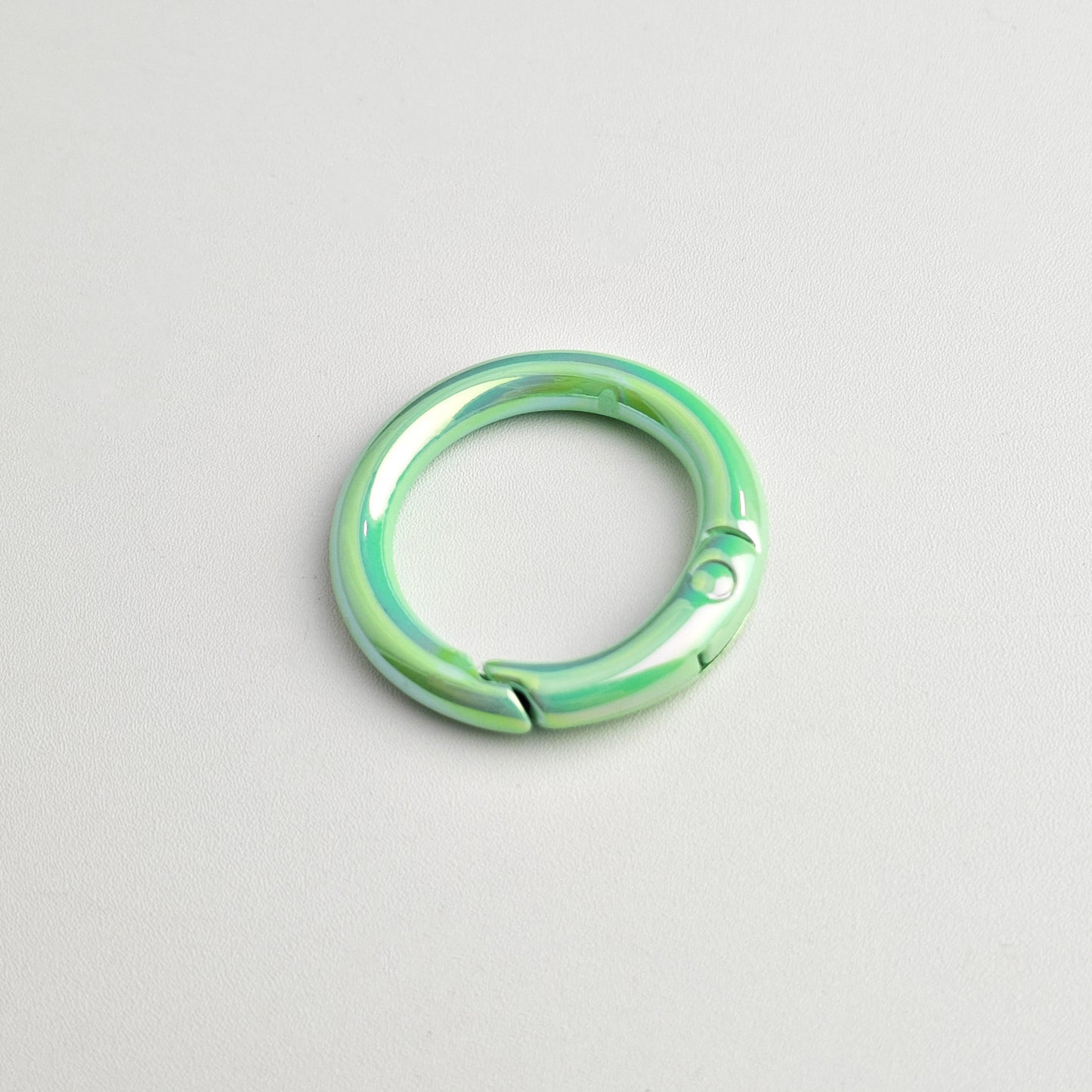 20Mm UV electroplated color spring buckle ab color Mapei spring ring DIY jewelry accessories alloy round connection keychain