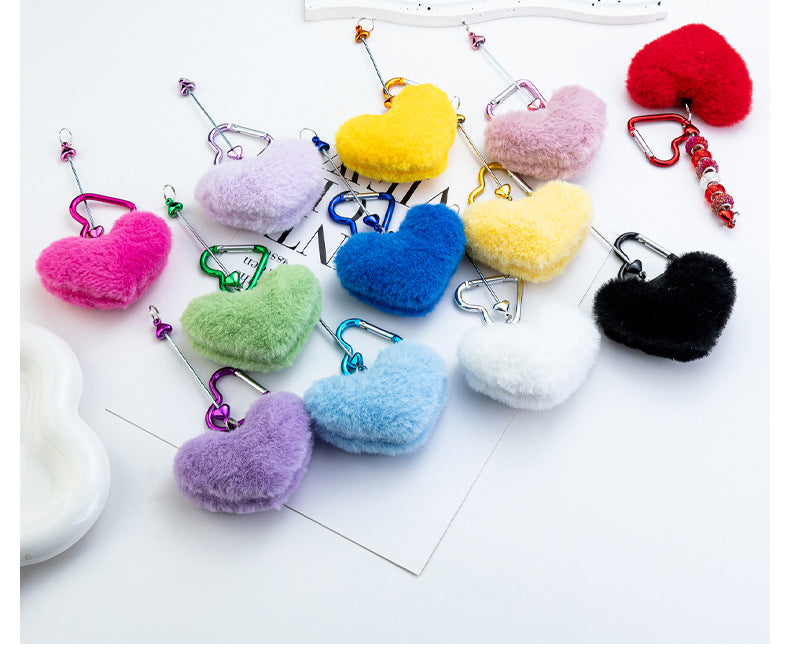 DIY Beaded Love Mountaineering Buckle, Plush Pendant Pendant Mountaineering Buckle Multi-color Love Lock Hairball Mountaineering Buckle