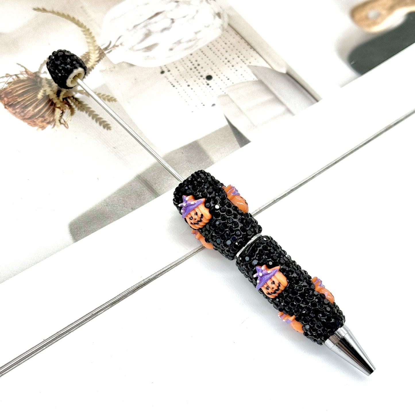 Halloween full diamond bead pen DIY skeleton pumpkin ghost series beaded ballpoint pen creative dark heavy pen