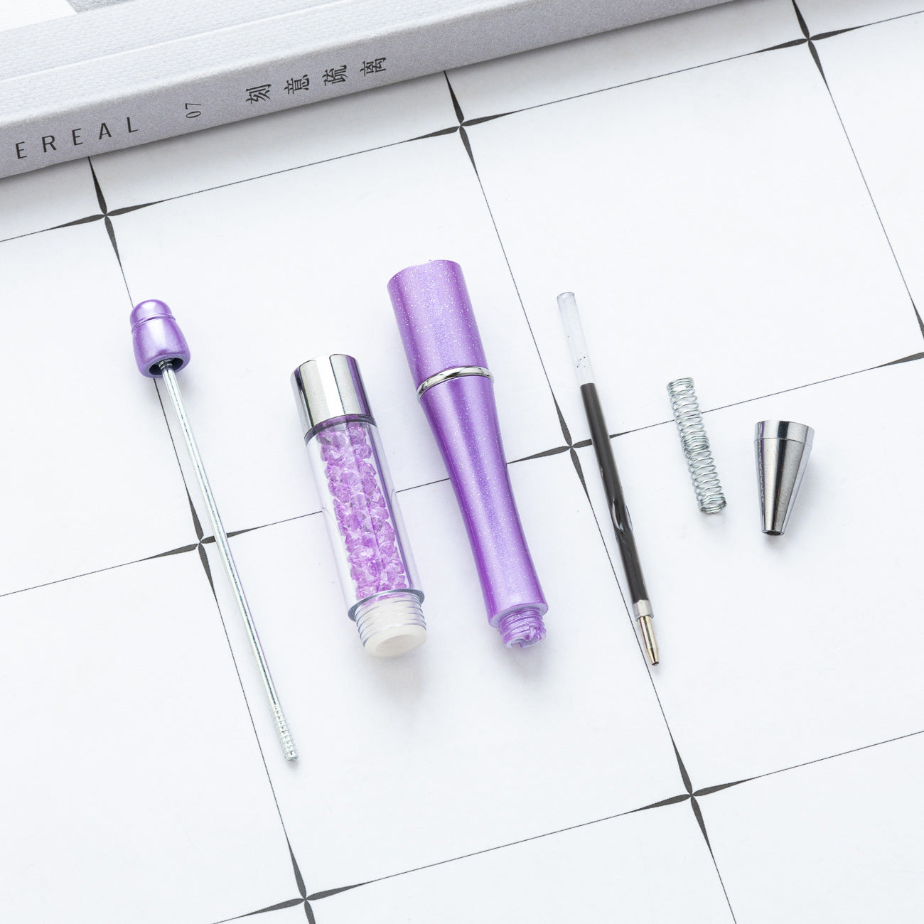 Spot plastic bead pen wholesale creative DIY handmade plastic bead pen empty tube crystal bead ballpoint pen