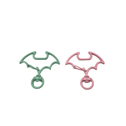 39.5 * 40mm Color Bat Paint Keychain Lobster Buckle Dog Buckle, Spray Paint DIY Handmade Pendant Jewelry Buckle Jewelry Accessories