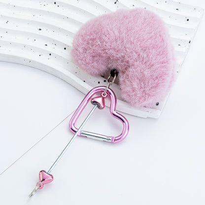 Cross-border DIY beaded love mountaineering buckle creative plush pendant mountaineering buckle love lock hairball mountaineering buckle