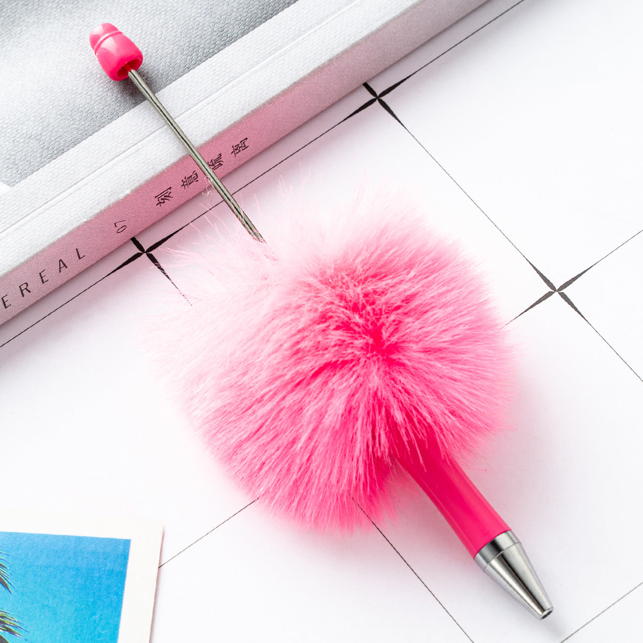 Cross-border plastic plush bead pen creative handmade DIY ballpoint pen new cartoon hairball bead pen wholesale