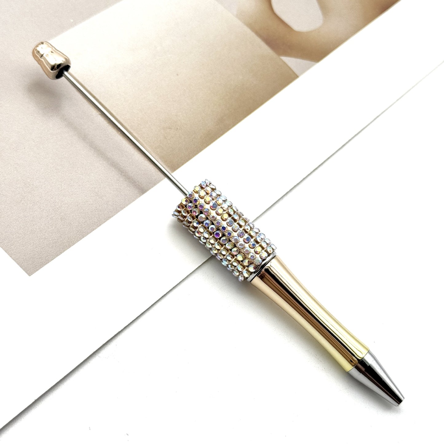 UV electroplated colored diamond bead pen DIY multi-color diamond beaded ballpoint pen handmade rhinestone gift pen manufacturer wholesale