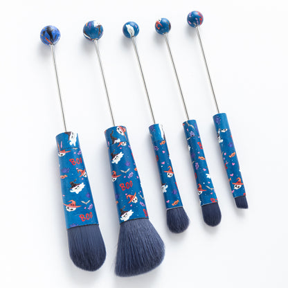 DIY metal handle beaded makeup brush, concealer brush, eyeshadow brush, eyebrow brush, Christmas and Halloween series makeup brush set.