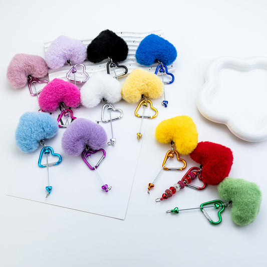 DIY Beaded Love Mountaineering Buckle, Plush Pendant Pendant Mountaineering Buckle Multi-color Love Lock Hairball Mountaineering Buckle