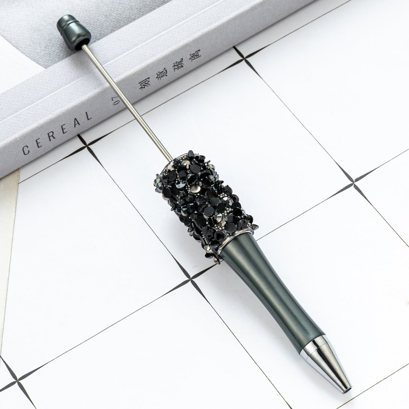 DIY multi-color broken diamond bead pen creative hand-affixed crystal plastic pen cute girl heart advertising gift pen